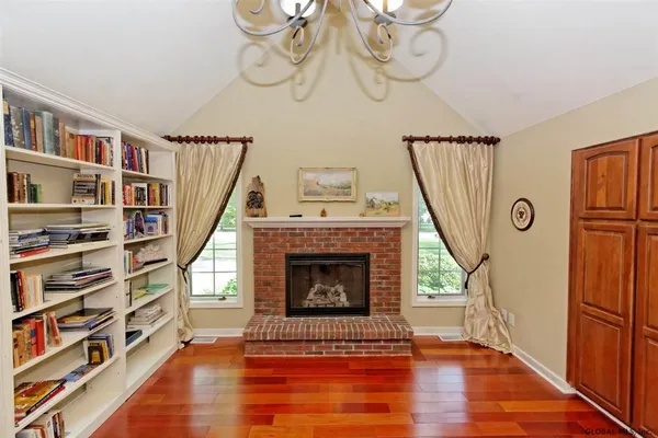 $1,600,000 | 6 Beacon Hill Drive, Saratoga Springs, NY 12866