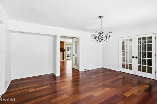 $1,600,000 | 6 Beacon Hill Drive, Saratoga Springs, NY 12866