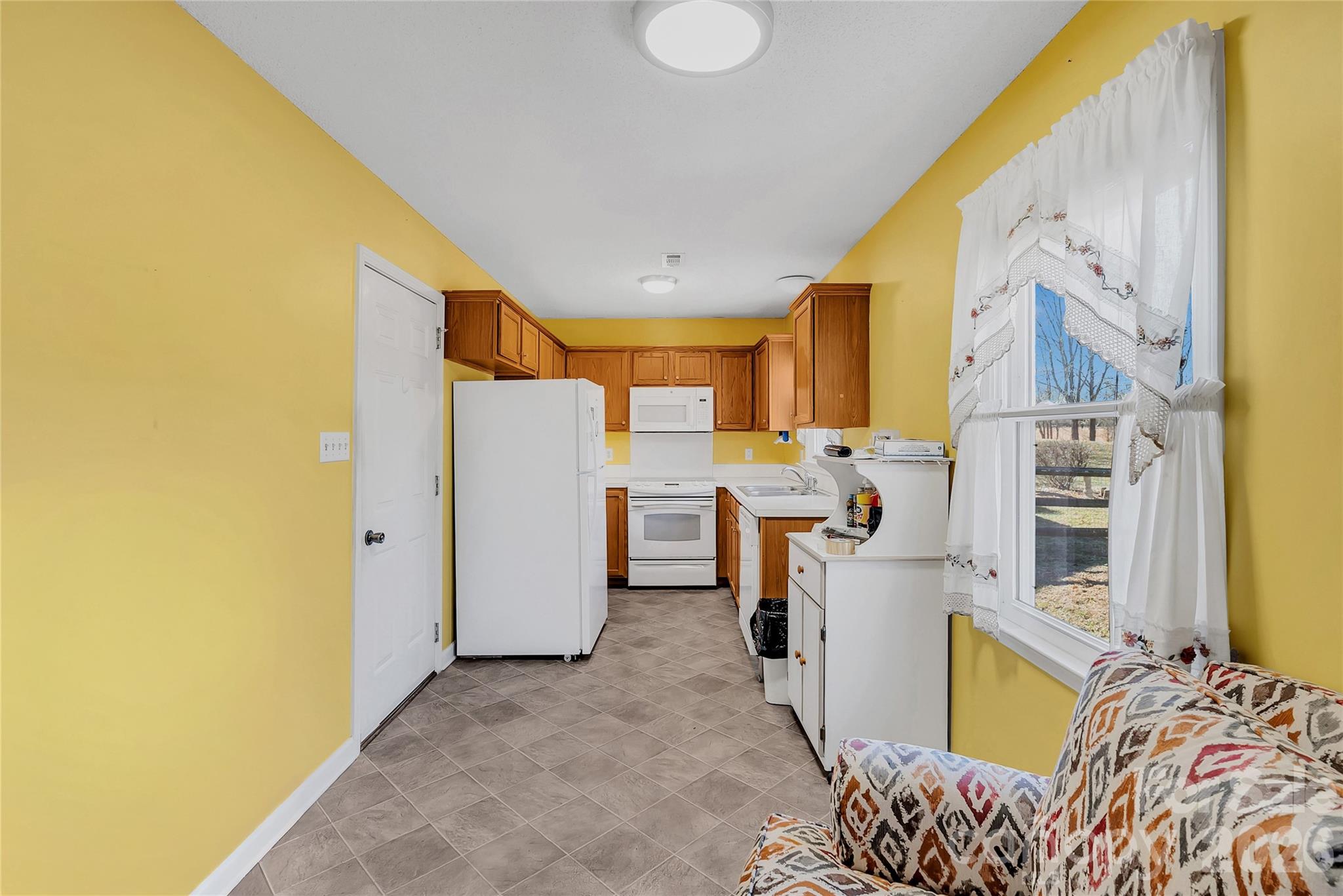 9607 Foggy Meadow Road Charlotte, NC 28269 - Photo 4 of 20