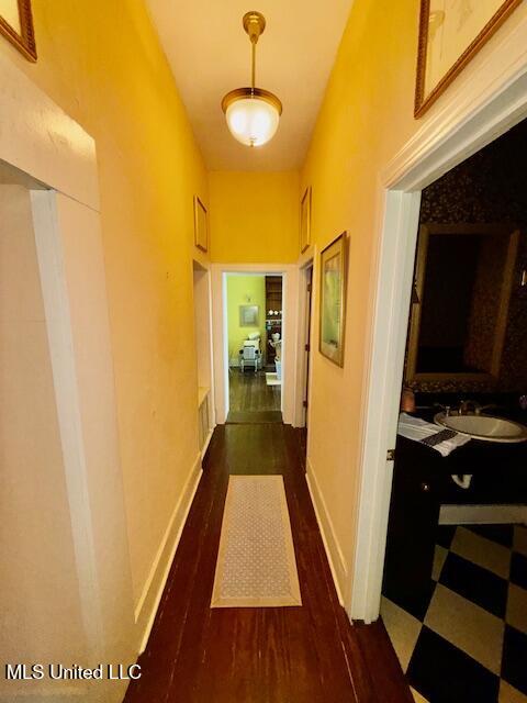 657 South Canal Street Natchez, MS 39120 - Photo 12 of 32 IMG_7947