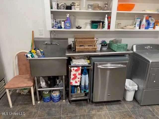 $349,000 | 657 South Canal Street, Natchez, MS 39120