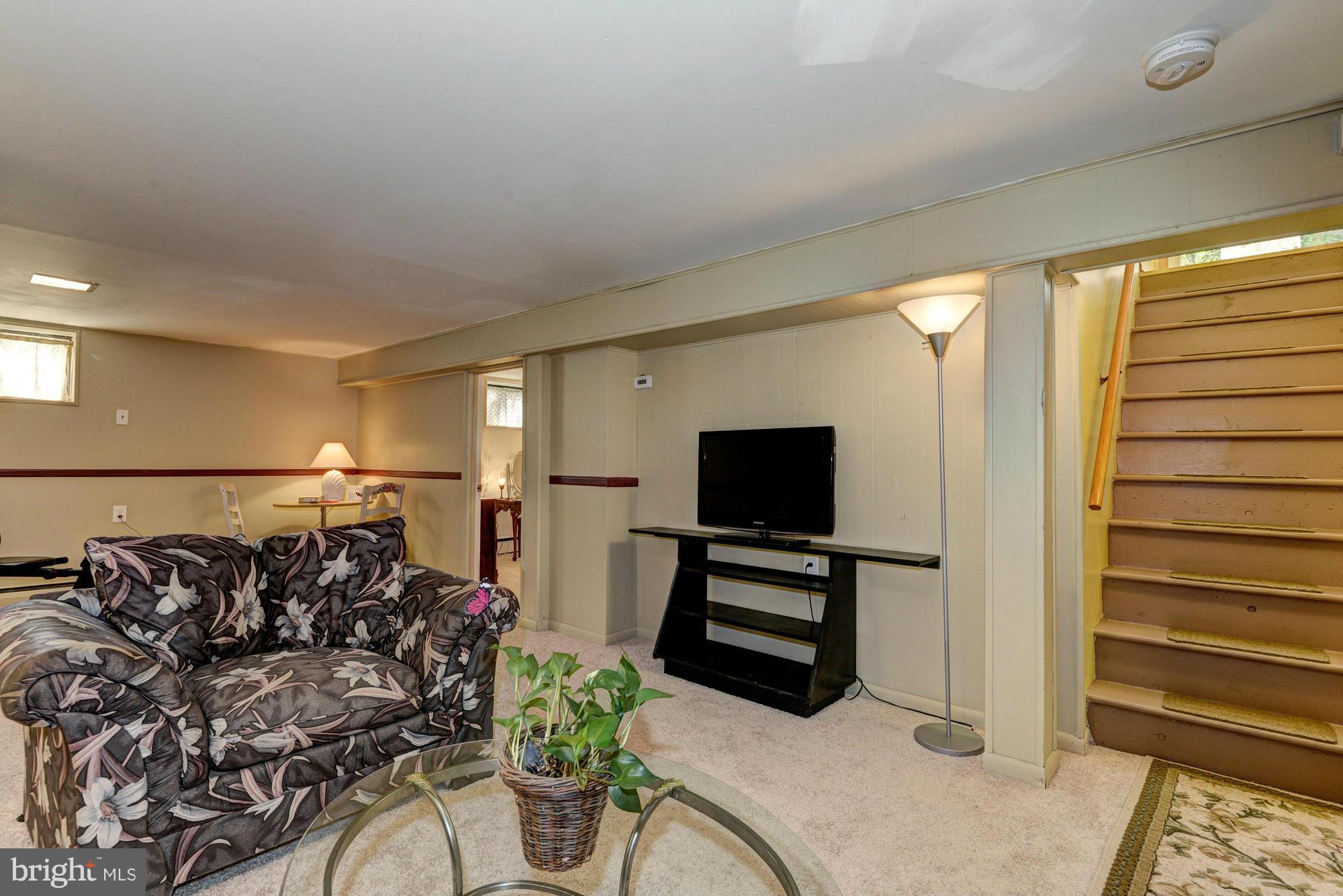 3604 Granite Road Woodstock, MD 21163 - Photo 17 of 30 Family Room