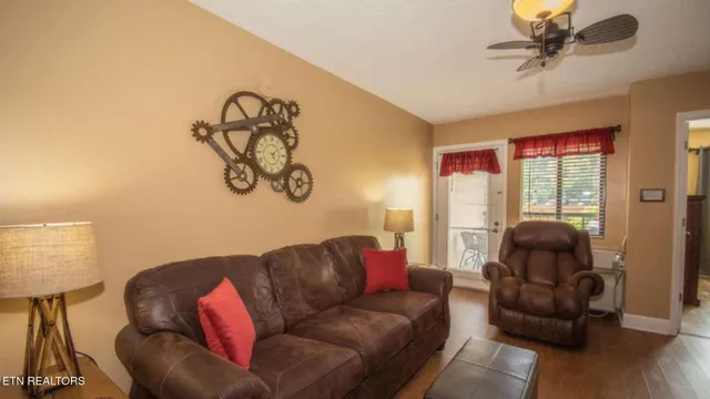 $319,000 | 102 Baskins Creek Bypass, Unit 107, Gatlinburg, TN 37738