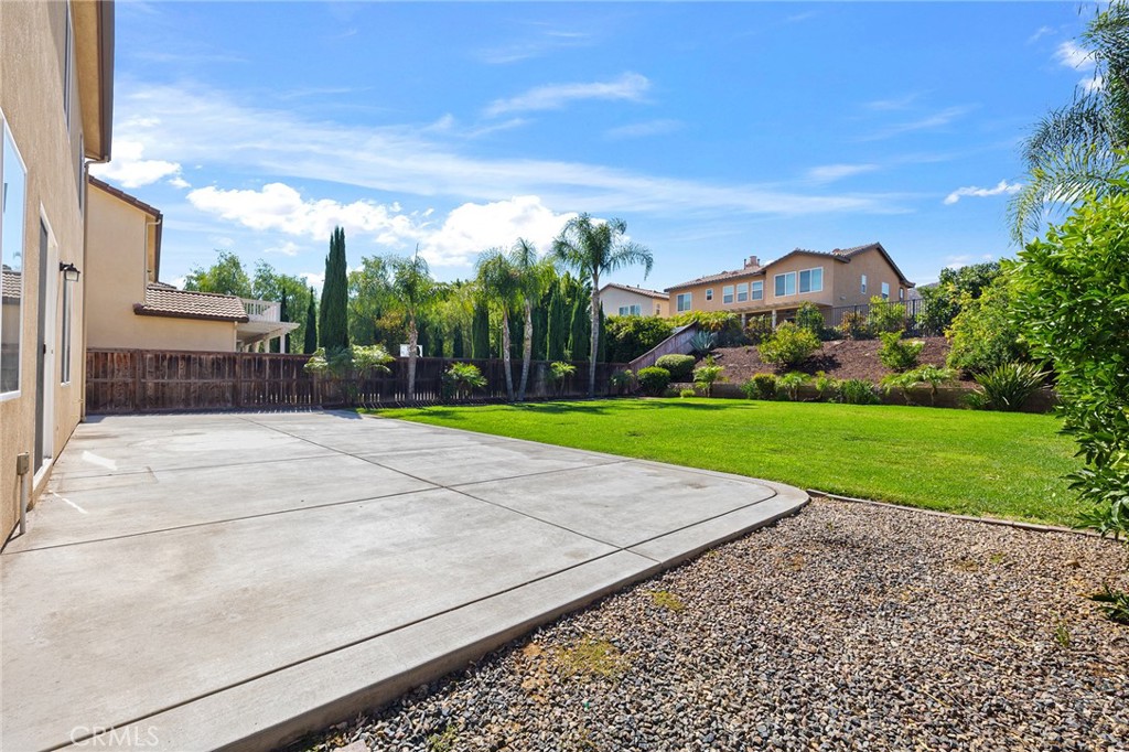 12047 Dewar Drive Riverside, CA 92505 - Photo 32 of 40 a view of a volley ball court