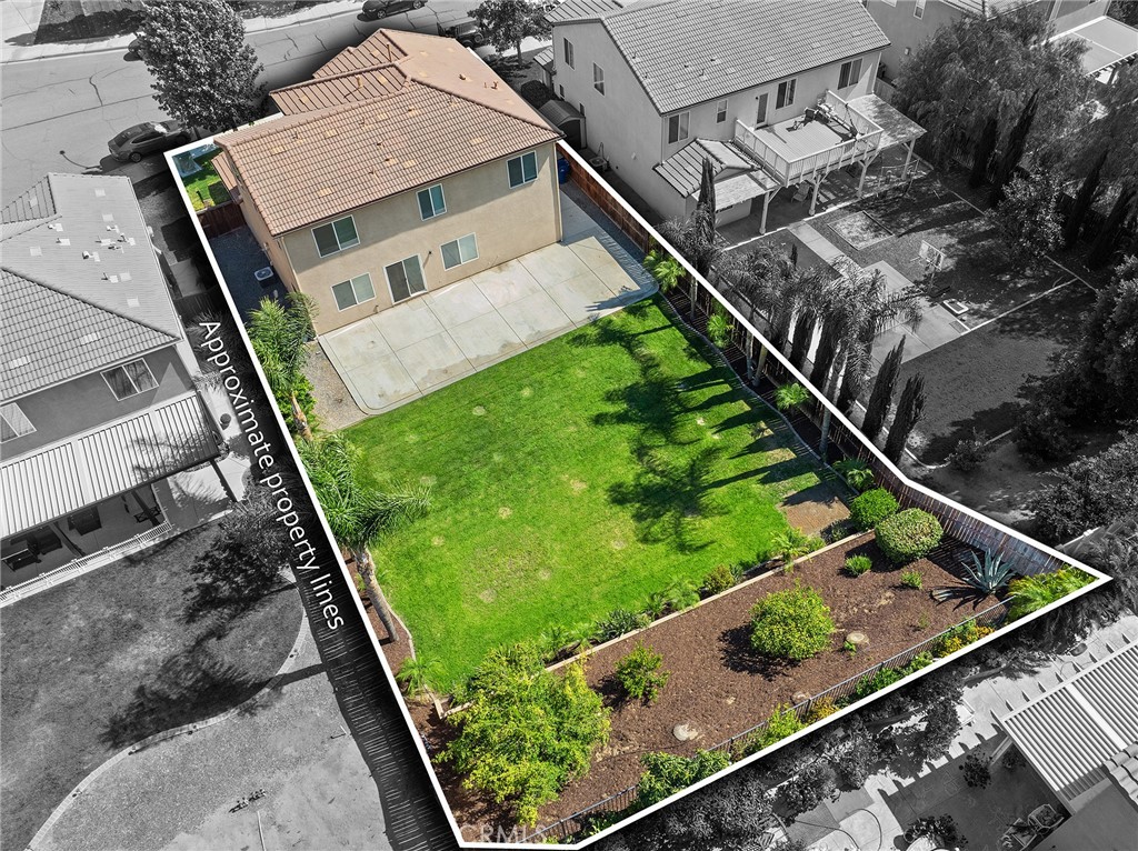 12047 Dewar Drive Riverside, CA 92505 - Photo 37 of 40 a view of an umbrella