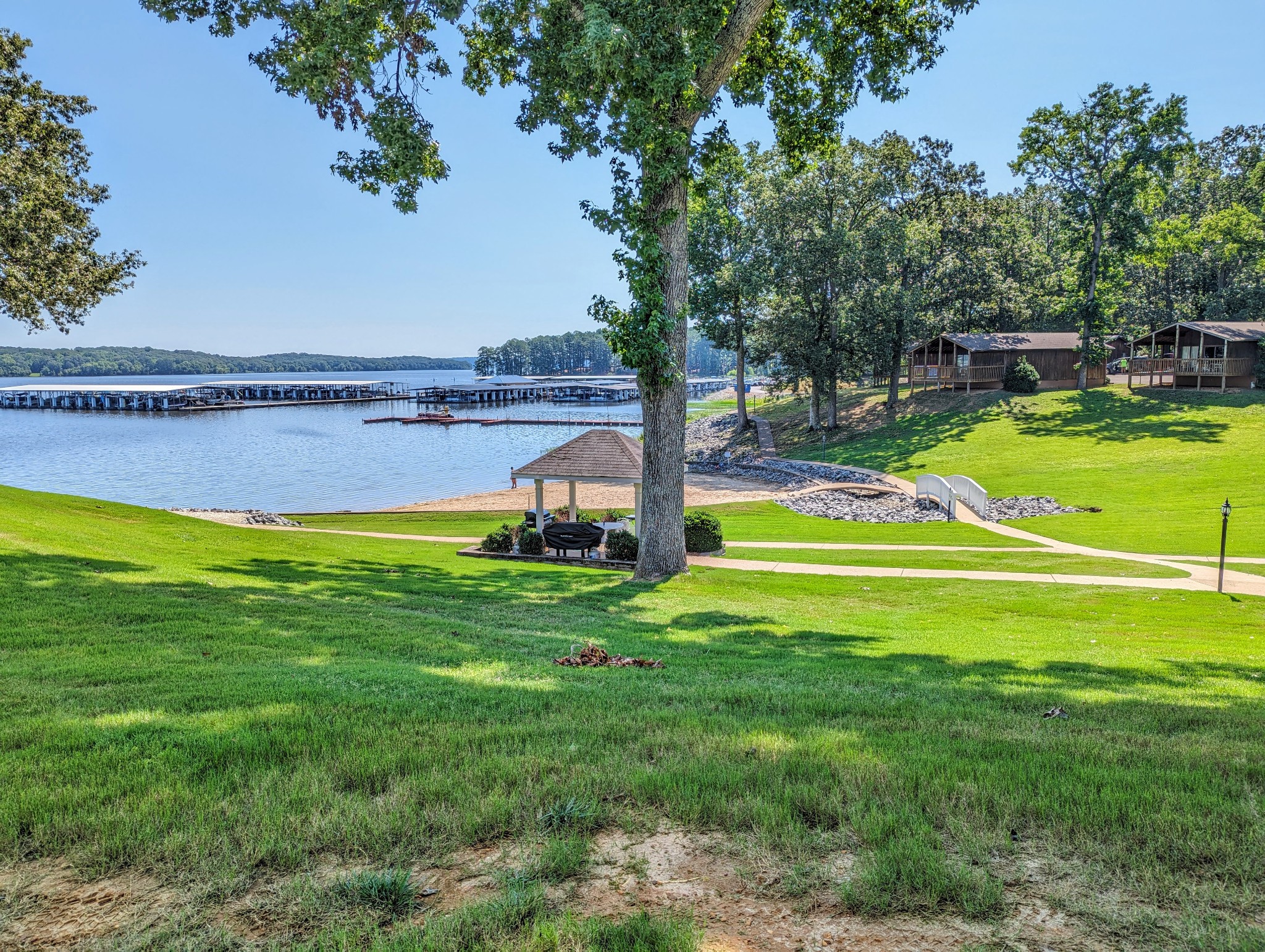 226 Pleasant Place, Unit B2 Springville, TN 38256 - Photo 35 of 43 a view of a park with a swimming pool