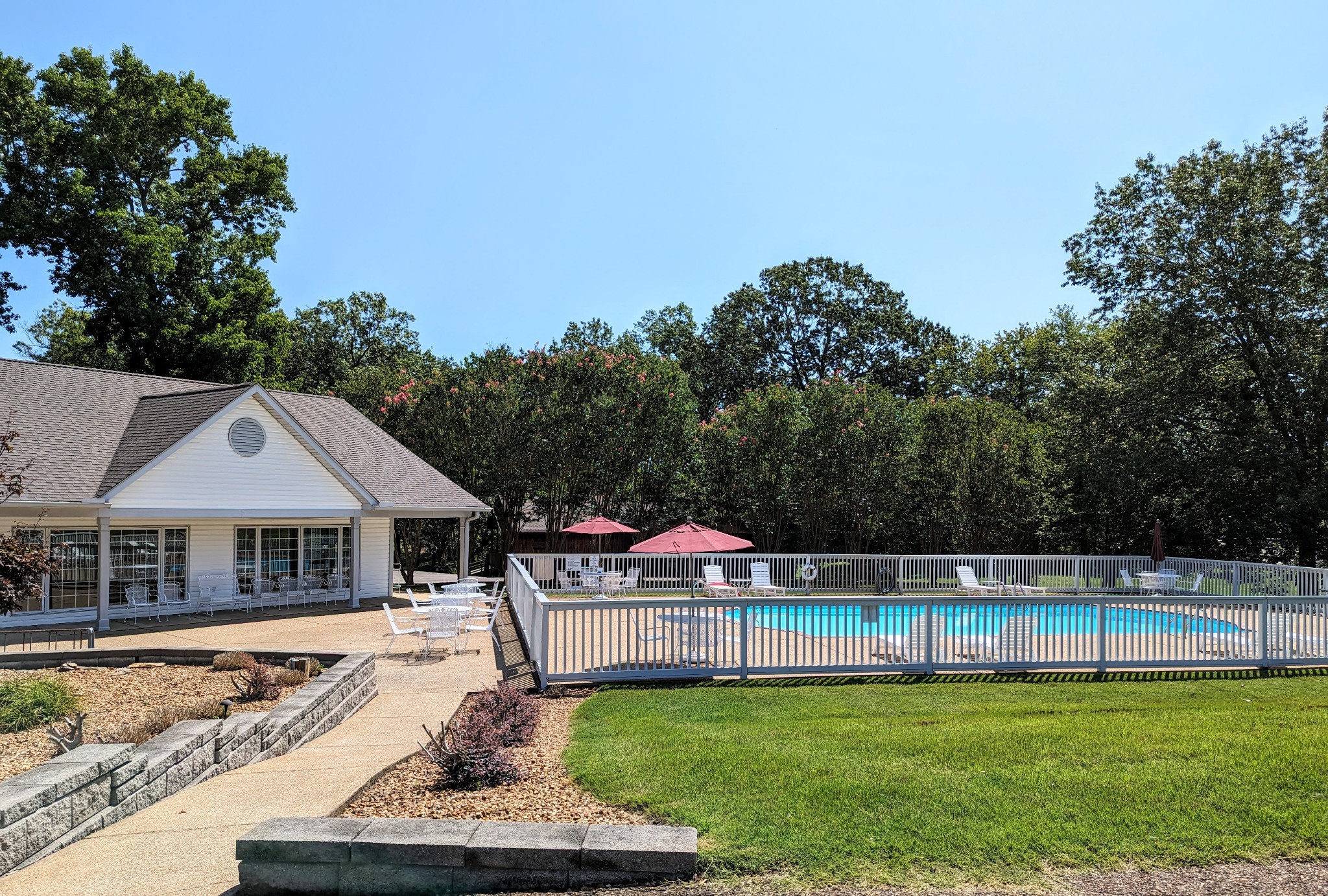 226 Pleasant Place, Unit B2 Springville, TN 38256 - Photo 43 of 43 a front view of house with yard and entertaining space