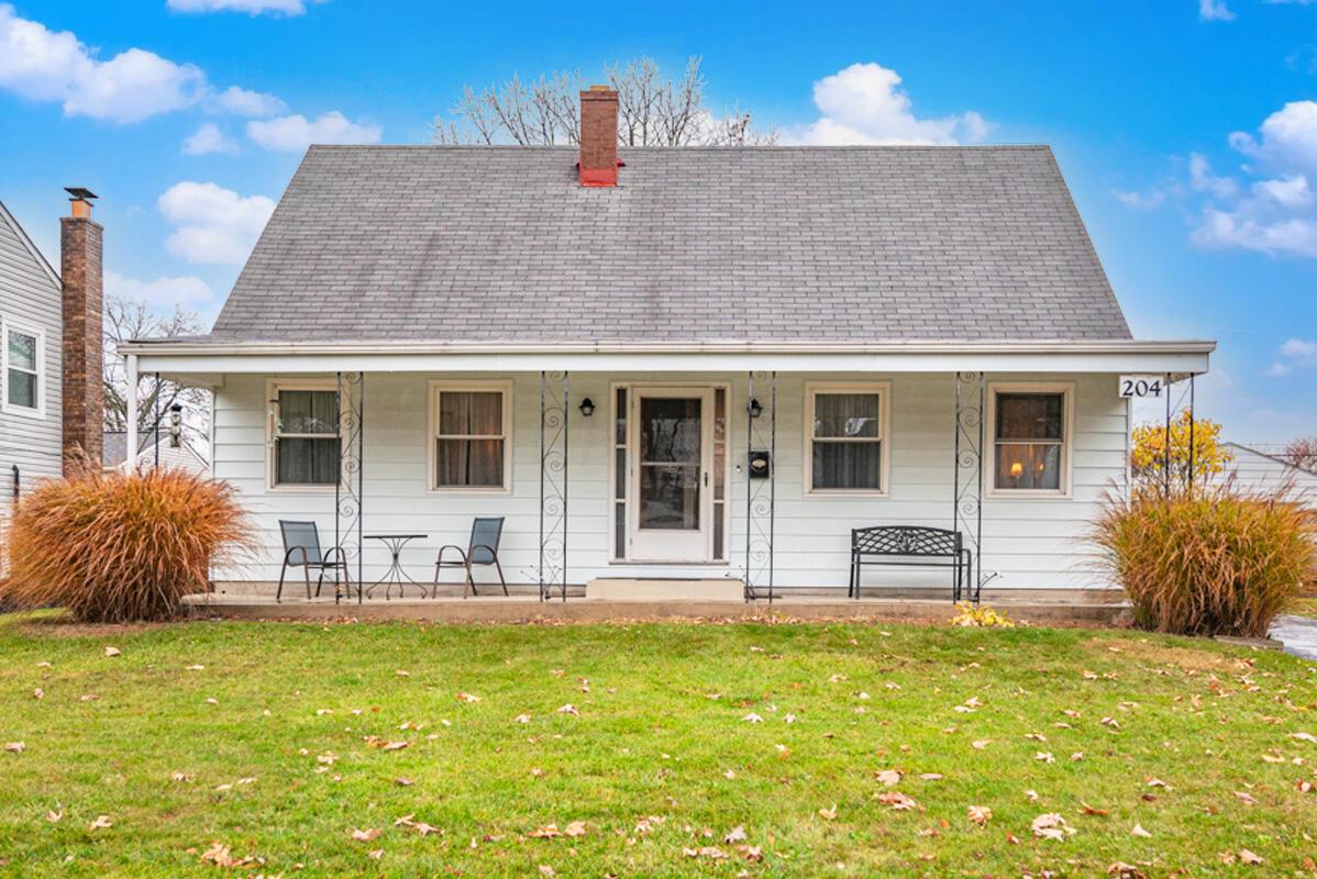 204 Deerfield Road Columbus, OH 43228 - Photo 1 of 24 204 Deerfield Rd - 01
