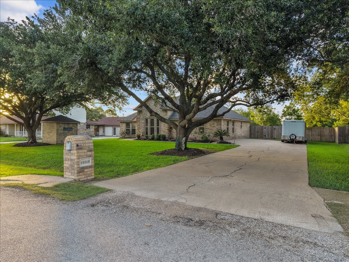 14018 Cimarron Road Santa Fe, TX 77517 - Photo 23 of 24
