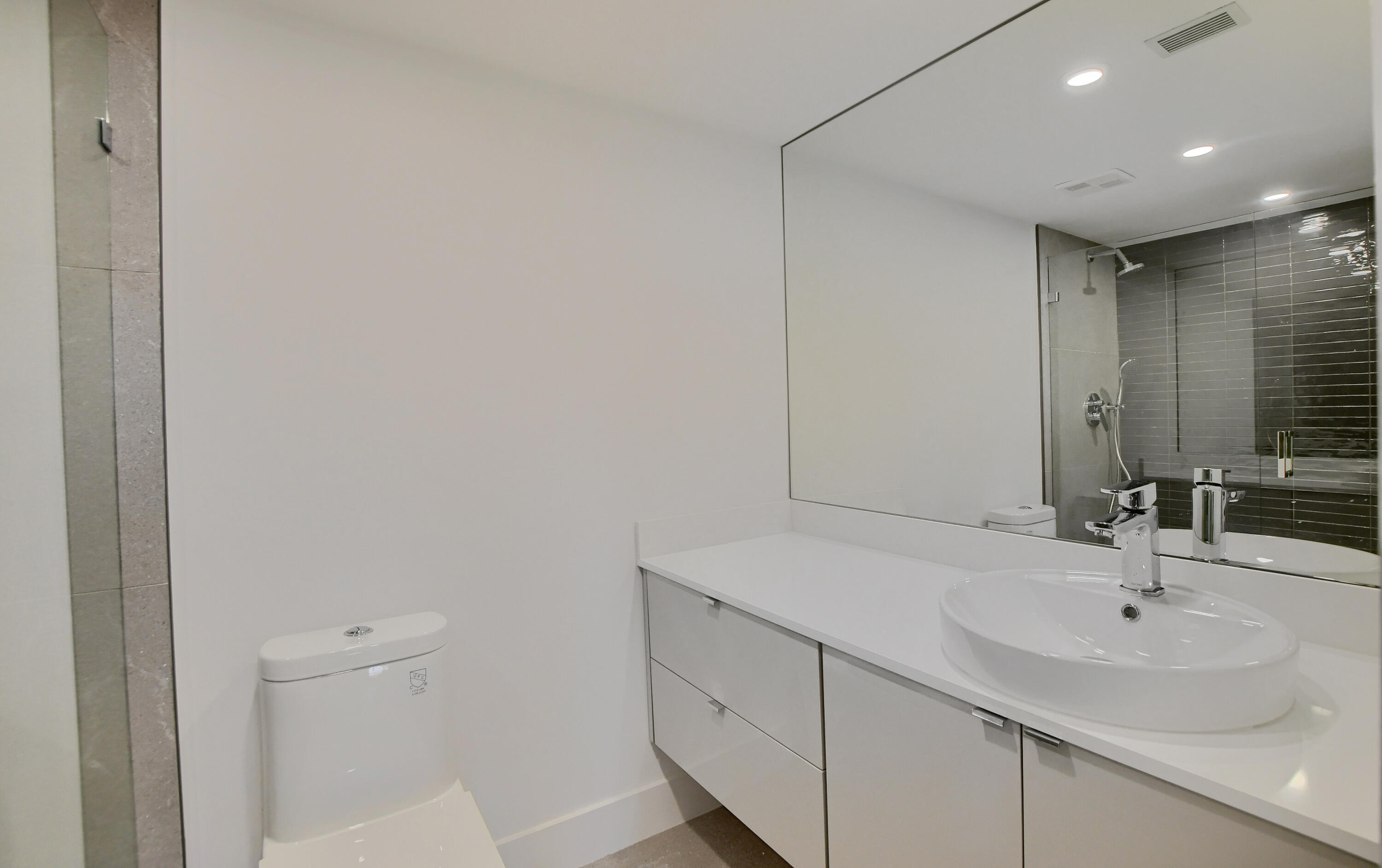 7738 Lakeside Boulevard, Unit 376 Boca Raton, FL 33434 - Photo 16 of 24 19_ebf_0780-hdr(5)