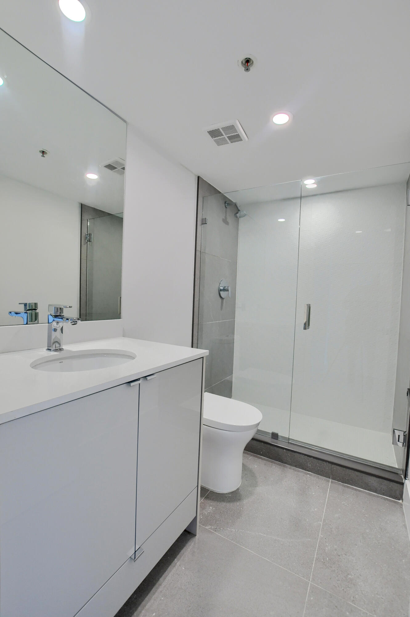 7738 Lakeside Boulevard, Unit 376 Boca Raton, FL 33434 - Photo 10 of 24 12_ebf_0745-hdr(5)