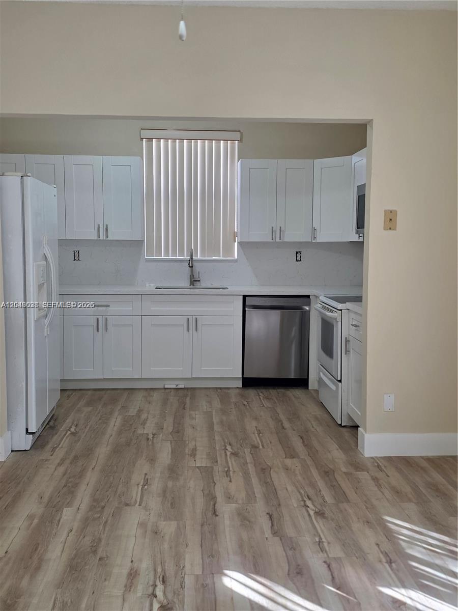 2926 Southwest 26th Street Miami, FL 33133 - Photo 5 of 10