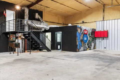 a view of a garage