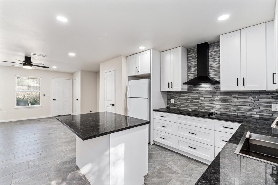 2505 Pace Bend Road South Spicewood, TX 78669 - Photo 31 of 40