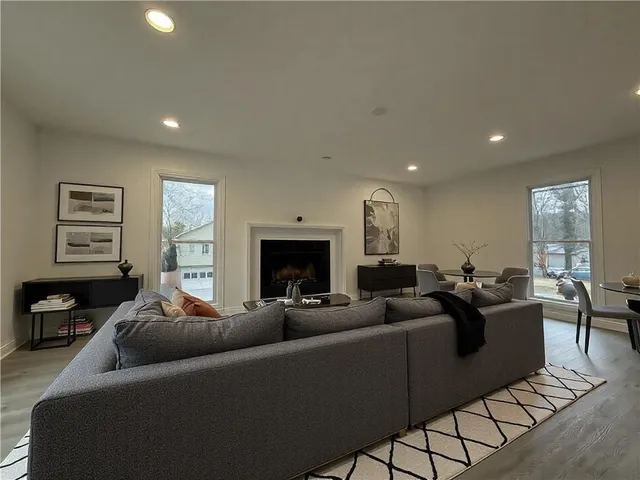 $2,999 | 3663 Heatherwood Drive Northeast, Marietta, GA 30066