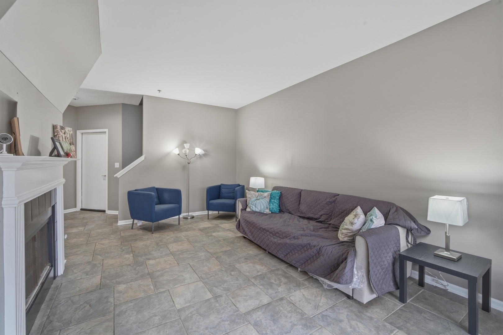 286 Prairie View Lane Wheeling, IL 60090 - Photo 15 of 24