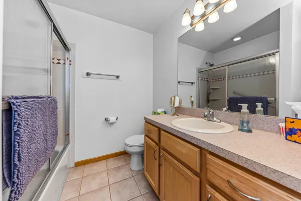 $795,000 | 11460 Hearthside Drive, Pinckney, MI 48169