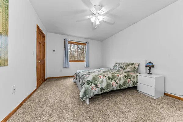 $795,000 | 11460 Hearthside Drive, Pinckney, MI 48169