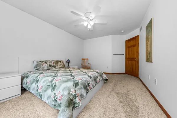 $795,000 | 11460 Hearthside Drive, Pinckney, MI 48169