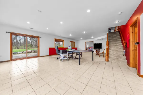 $795,000 | 11460 Hearthside Drive, Pinckney, MI 48169