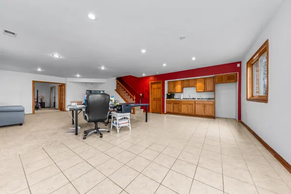 $795,000 | 11460 Hearthside Drive, Pinckney, MI 48169