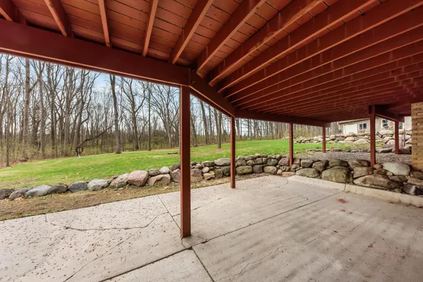 $795,000 | 11460 Hearthside Drive, Pinckney, MI 48169