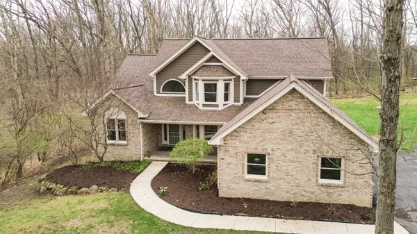 $795,000 | 11460 Hearthside Drive, Pinckney, MI 48169