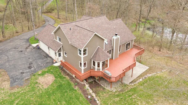 $795,000 | 11460 Hearthside Drive, Pinckney, MI 48169