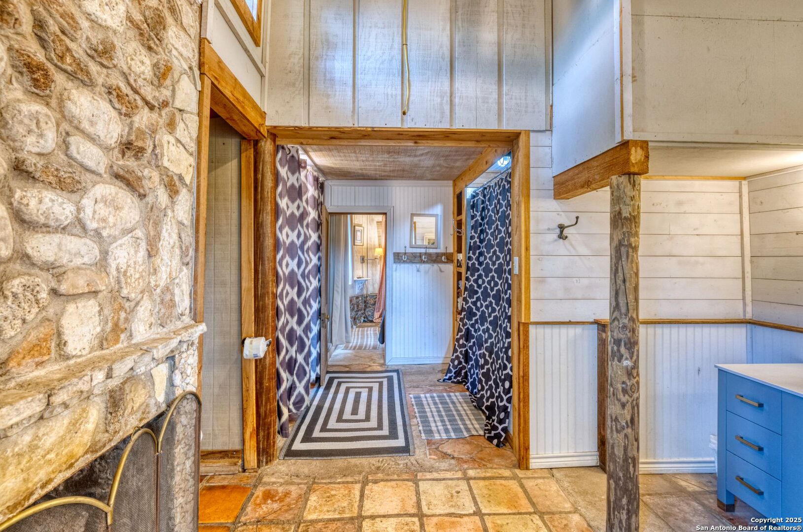 394 Squirrel Bend Uvalde, TX 78801 - Photo 21 of 80