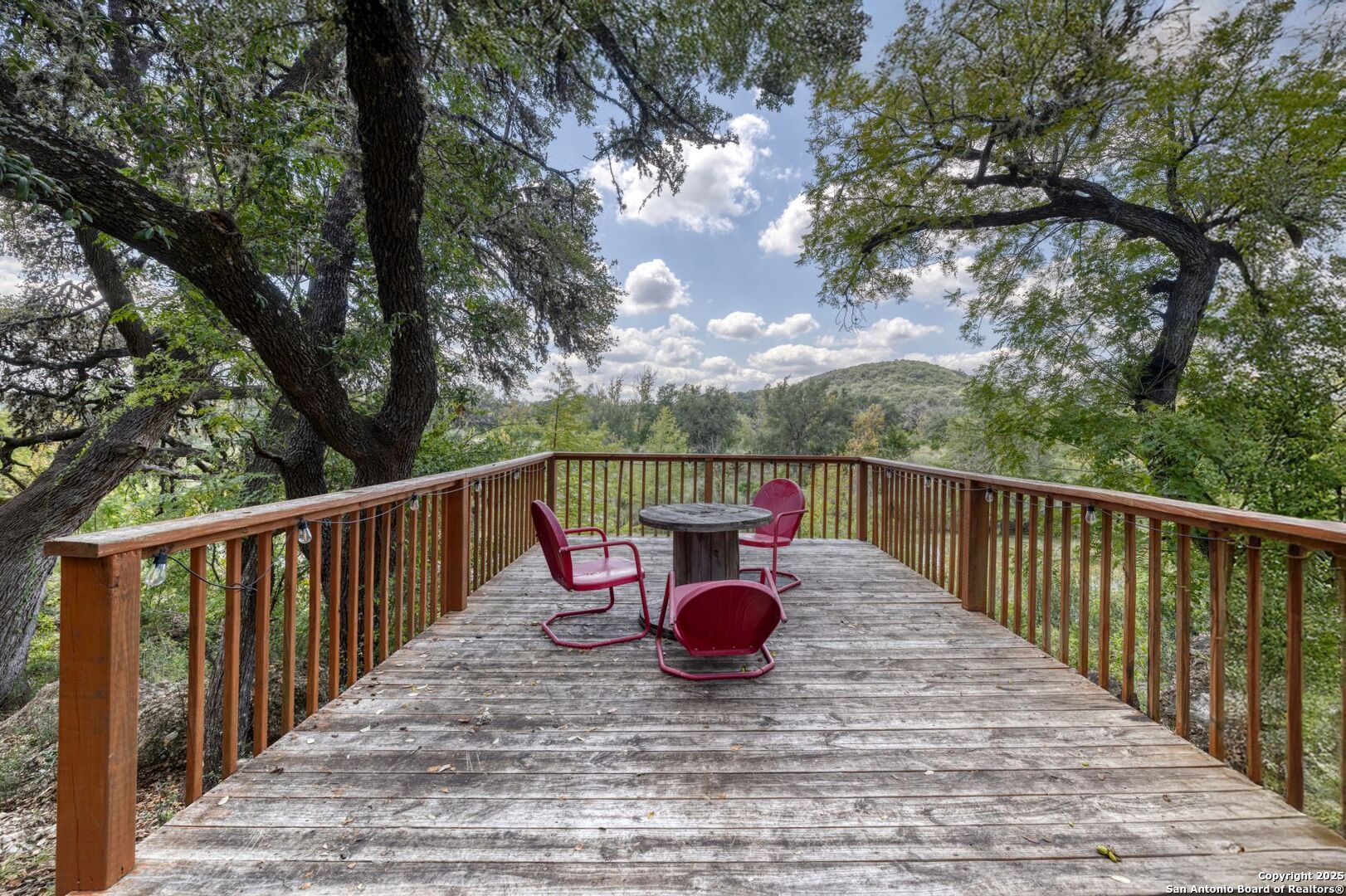 394 Squirrel Bend Uvalde, TX 78801 - Photo 8 of 80