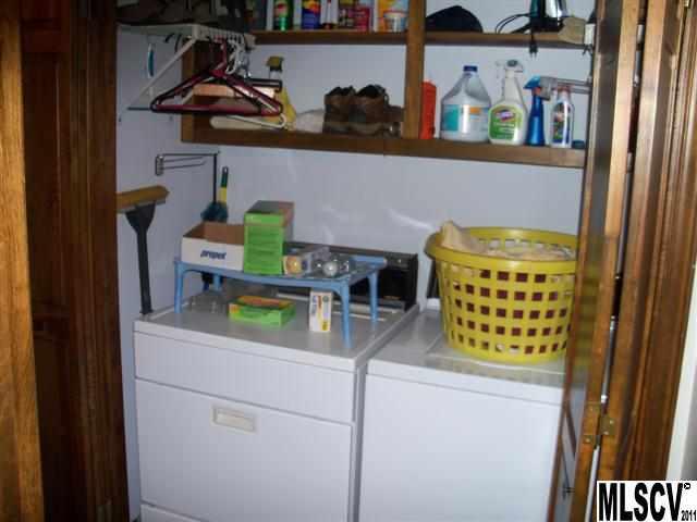 6141 Bartley Road Hickory, NC 28601 - Photo 6 of 17 Gallery Image 6