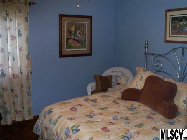 6141 Bartley Road Hickory, NC 28601 - Photo 7 of 17 Gallery Image 7