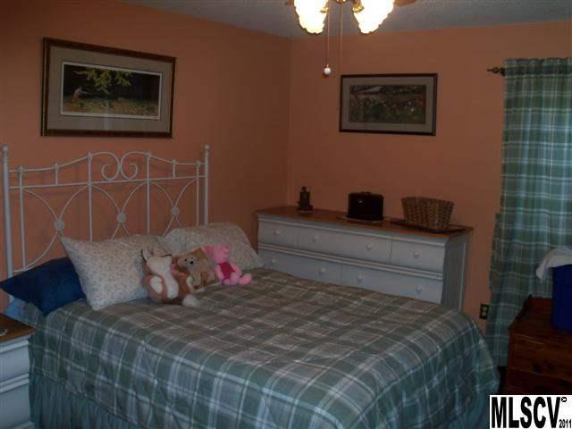 6141 Bartley Road Hickory, NC 28601 - Photo 8 of 17 Gallery Image 8