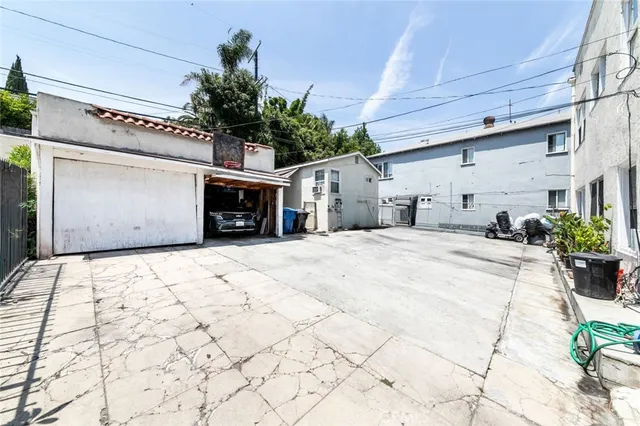 $1,349,000 | 519 Alexandria Avenue, Los Angeles, CA 90004