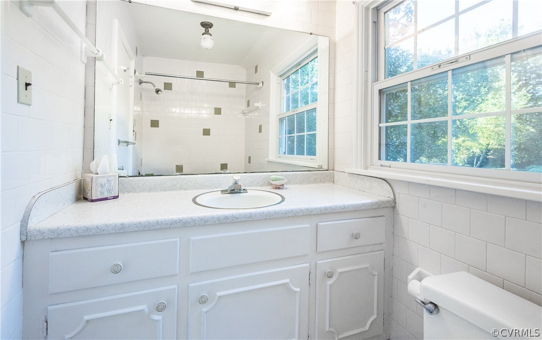 6304 Three Chopt Road Richmond, VA 23226 - Photo 18 of 24 Gallery Image 18