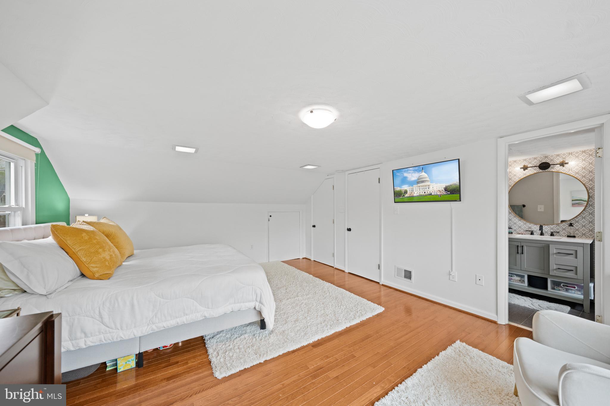 2837 Cameron Road Falls Church, VA 22042 - Photo 26 of 42 a living room with furniture and wooden floor