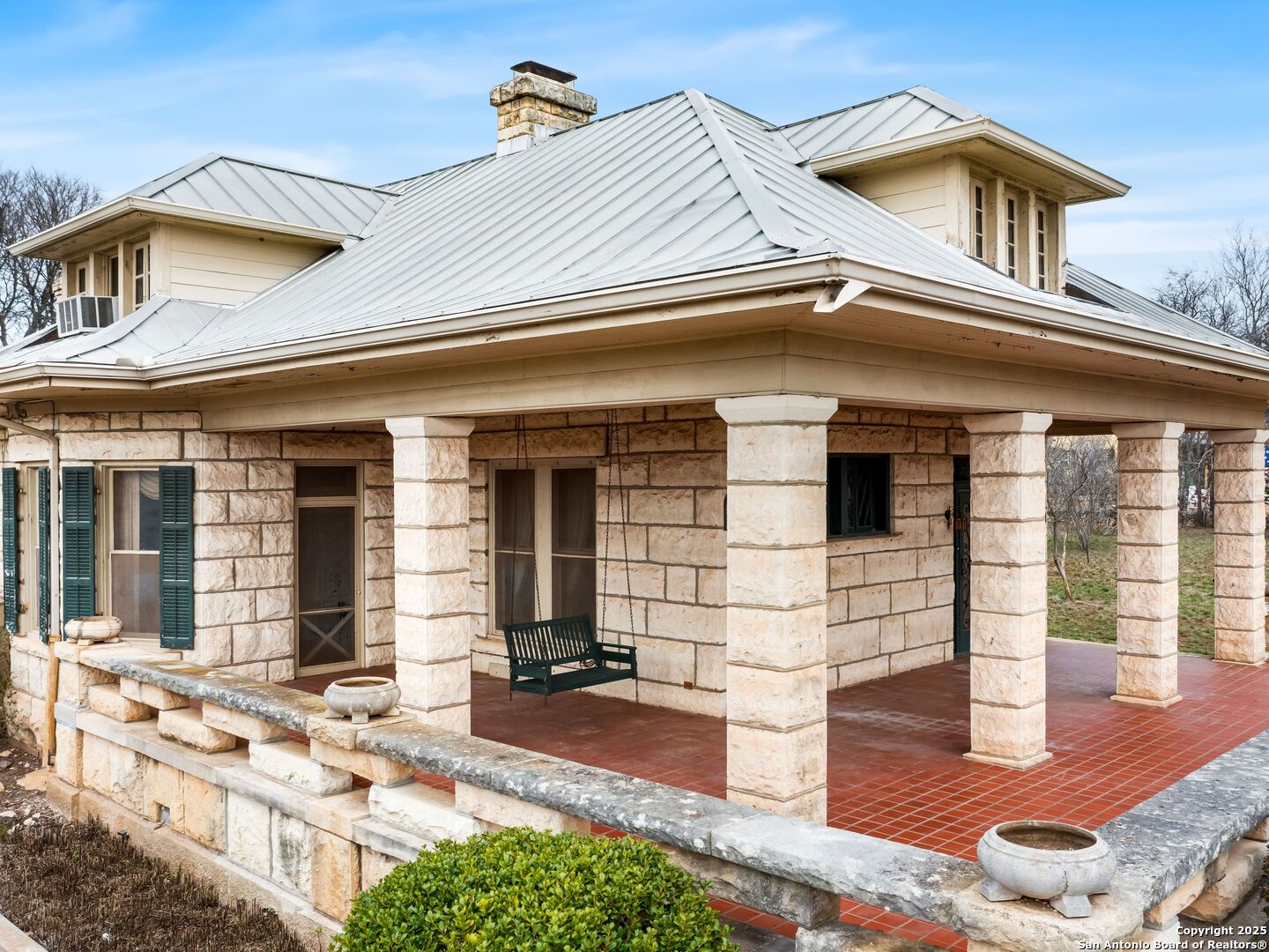 506 2nd Street Comfort, TX 78013 - Photo 3 of 44