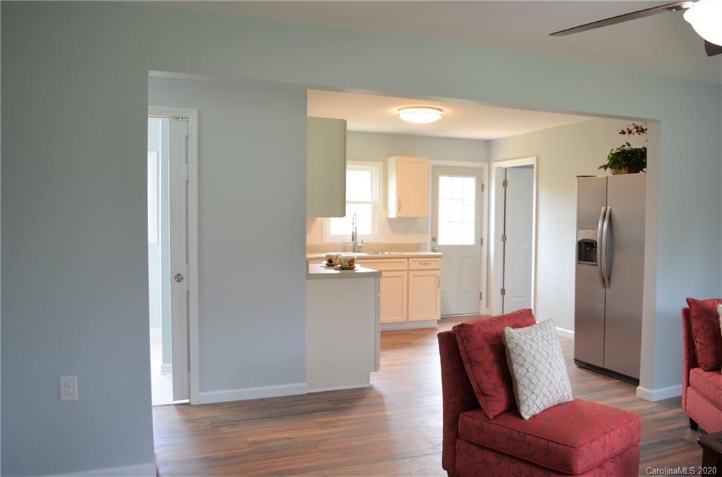 1230 Caleb Setzer Road Newton, NC 28658 - Photo 4 of 30 Gallery Image 4