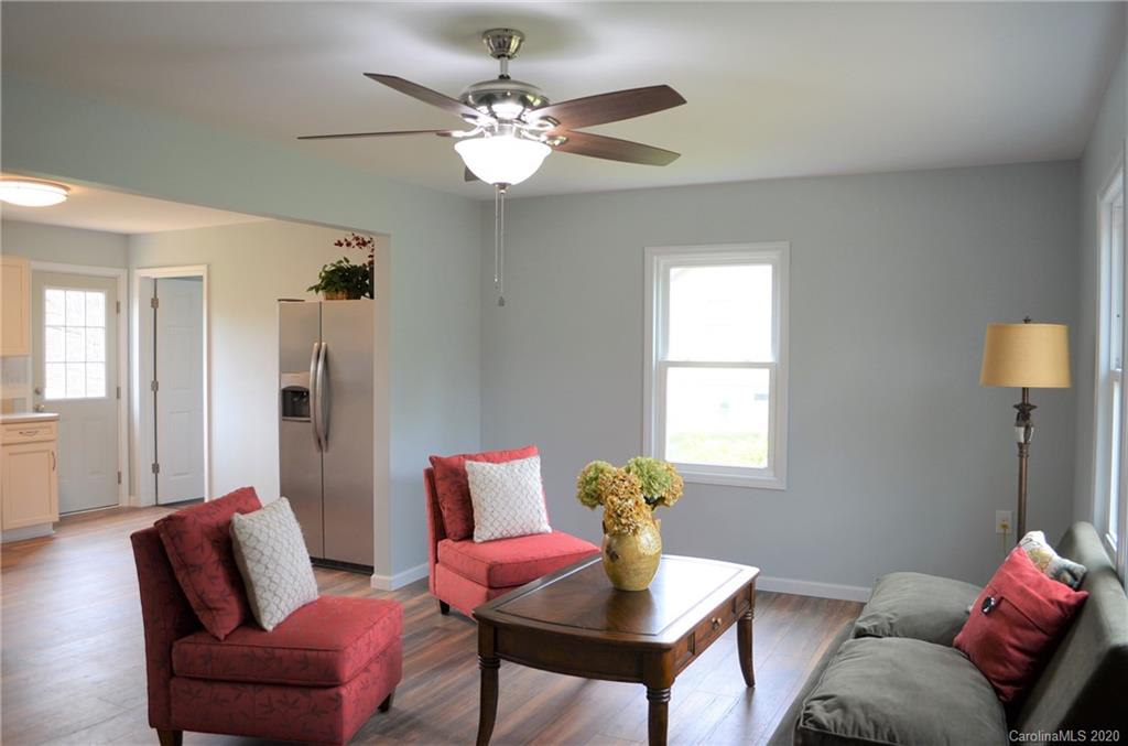 1230 Caleb Setzer Road Newton, NC 28658 - Photo 6 of 30 Gallery Image 6