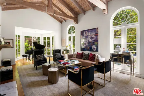 $8,995,000 | 760 North Beverly Glen Boulevard, Los Angeles, CA 90077