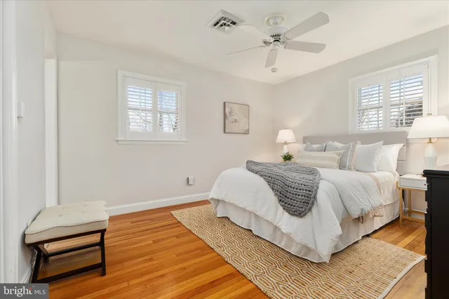 $1,100,000 | 12016 Wayland Street, Oakton, VA 22124