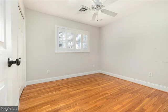 $1,100,000 | 12016 Wayland Street, Oakton, VA 22124