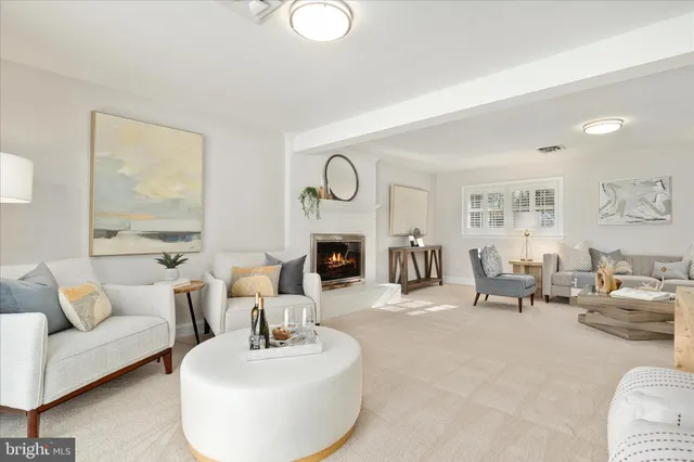 $1,100,000 | 12016 Wayland Street, Oakton, VA 22124