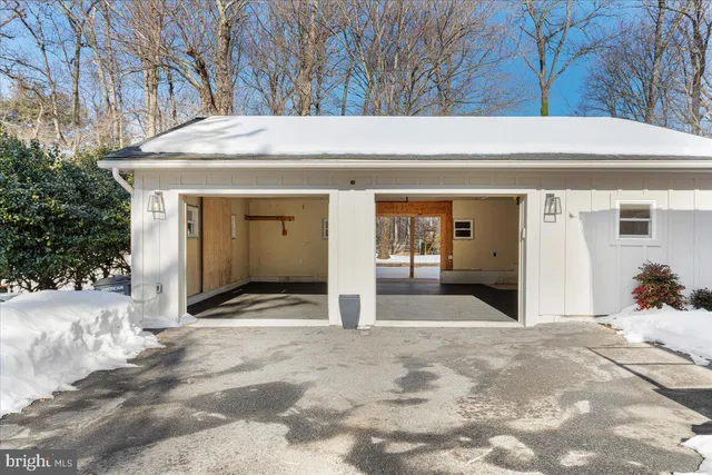 $1,100,000 | 12016 Wayland Street, Oakton, VA 22124