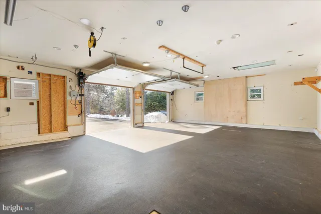 $1,100,000 | 12016 Wayland Street, Oakton, VA 22124