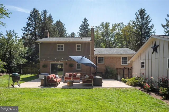 $1,100,000 | 12016 Wayland Street, Oakton, VA 22124