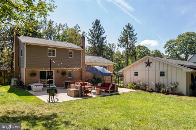 $1,100,000 | 12016 Wayland Street, Oakton, VA 22124