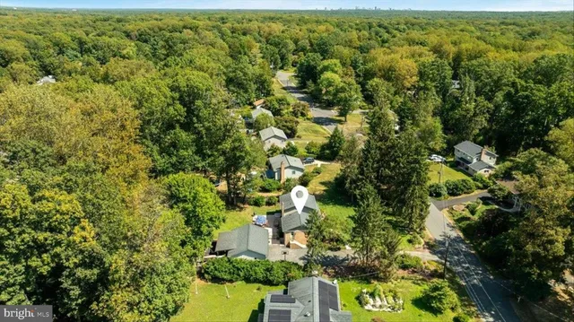 $1,100,000 | 12016 Wayland Street, Oakton, VA 22124