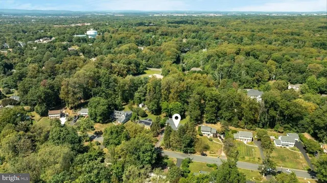 $1,100,000 | 12016 Wayland Street, Oakton, VA 22124