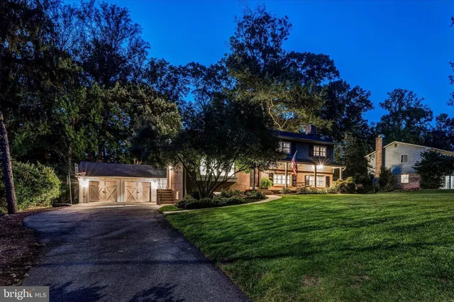 $1,100,000 | 12016 Wayland Street, Oakton, VA 22124